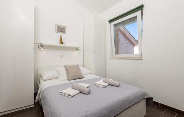 Holiday Apartment Boko Пинезичи Экстерьер фото