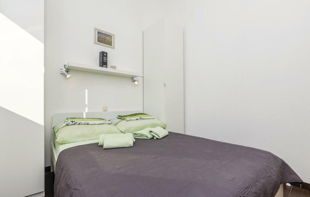 Holiday Apartment Boko Пинезичи Номер фото